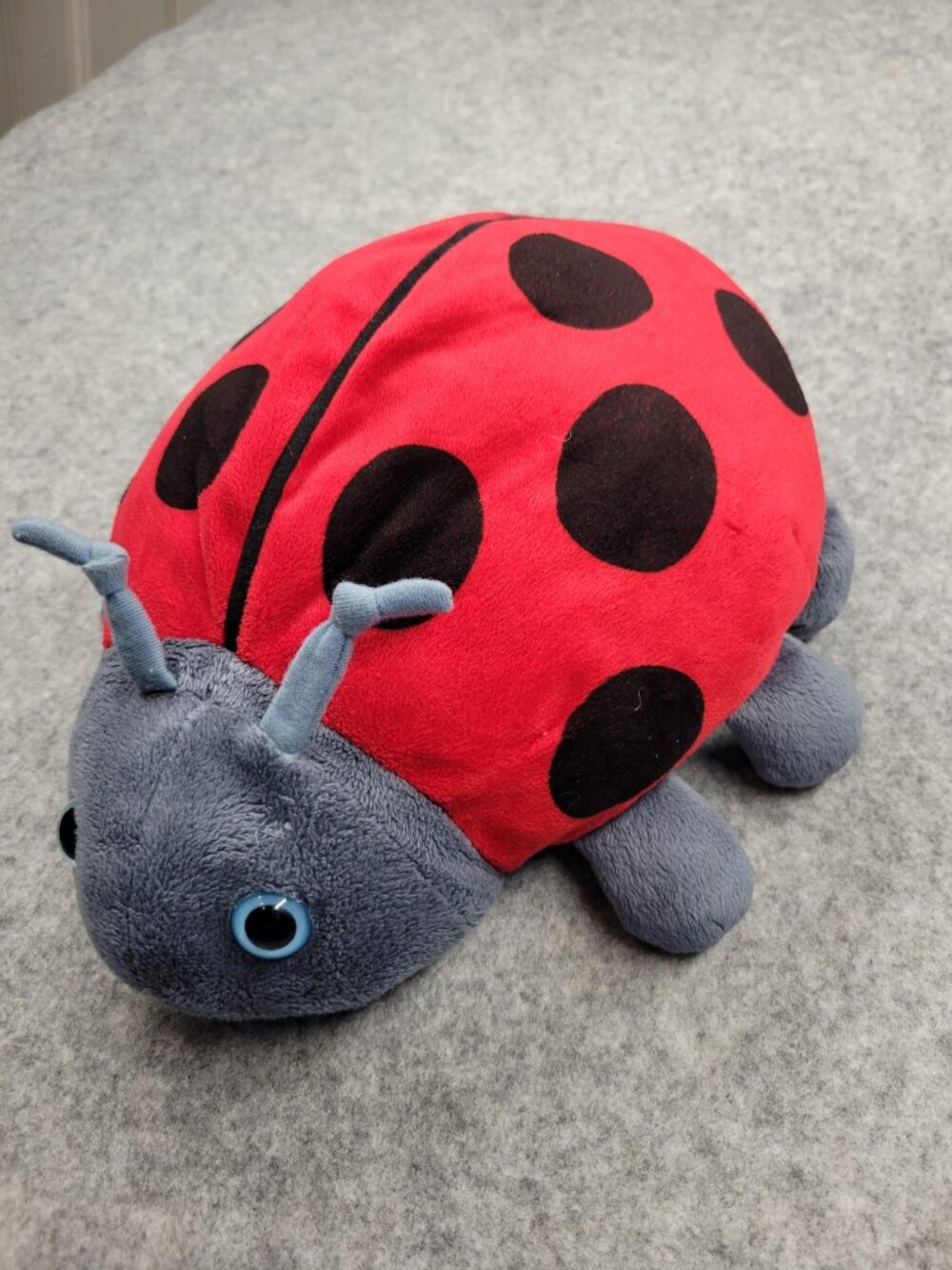 plush - Picture 2 of 9